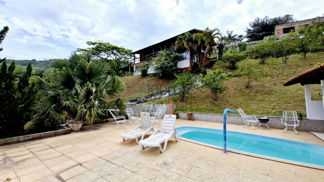 Chácara / Sítio / Granja com 2 quartos para venda no bairro Condomínio Villela Village em Juiz de Fora, MG