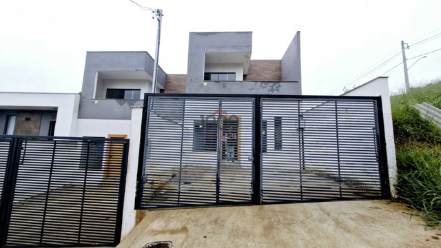 Casa com 4 quartos para venda no bairro Recanto da Mata em Juiz de Fora, MG