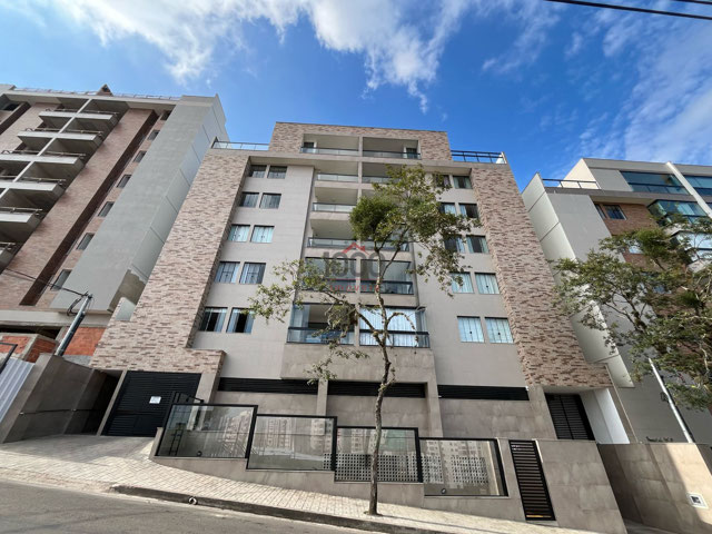 Cobertura com 4 quartos para venda no bairro Vale do Ipê em Juiz de Fora, MG