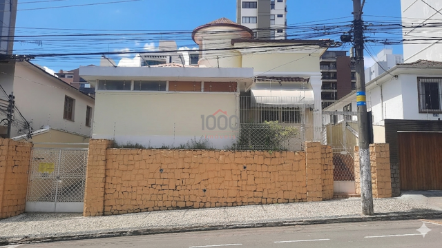 Casa para venda no bairro Bom Pastor em Juiz de Fora, MG