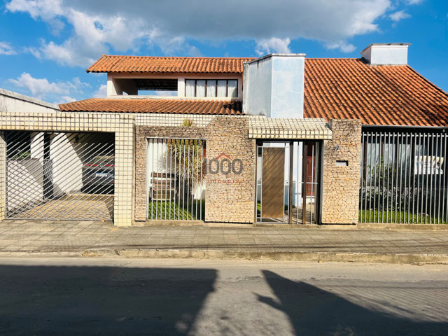 Casa com 5 quartos para venda no bairro Estrela Sul em Juiz de Fora, MG