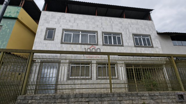Casa com 3 quartos para venda no bairro Benfica em Juiz de Fora, MG