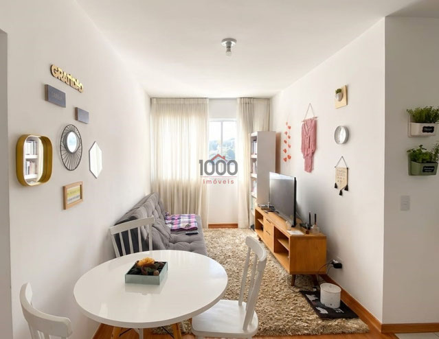 Apartamento com 2 quartos para venda no bairro Santa Terezinha em Juiz de Fora, MG