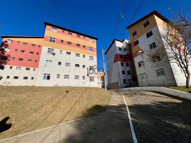 Apartamento com 2 quartos para venda no bairro Previdenciários em Juiz de Fora, MG