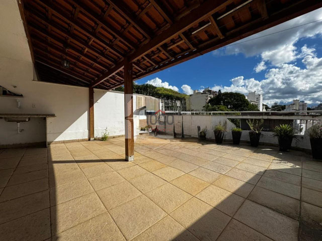 Cobertura com 5 quartos para venda no bairro Bom Pastor em Juiz de Fora, MG