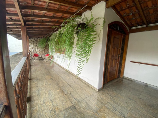 Casa com 4 quartos à venda, 357 m² por R$ 1.600.000 - Santa Terezinha - Juiz de Fora/MG