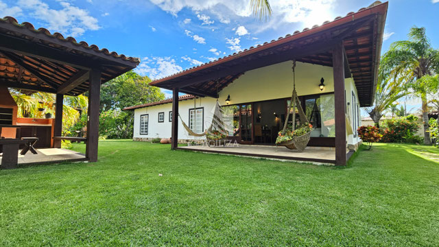 Área externa da casa