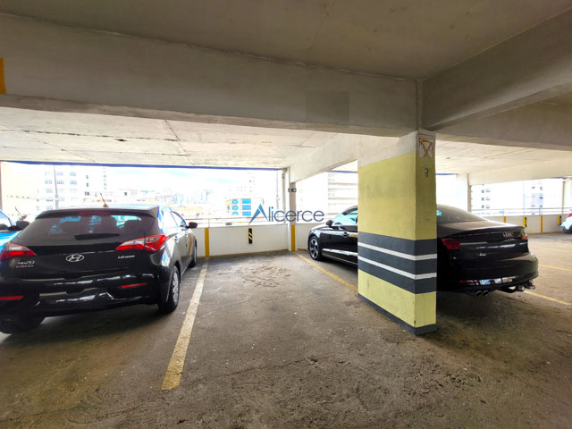 VAGA DE GARAGEM