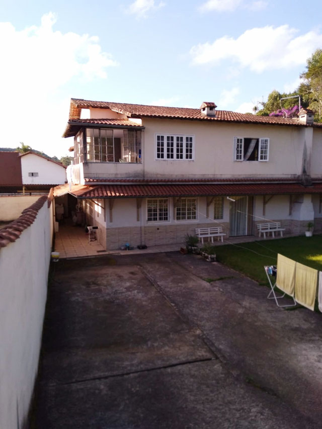 Encima Casa 01 - Abaixo Casa 02