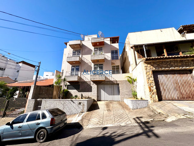 Cobertura à venda de 3 quartos no Bairu!!!