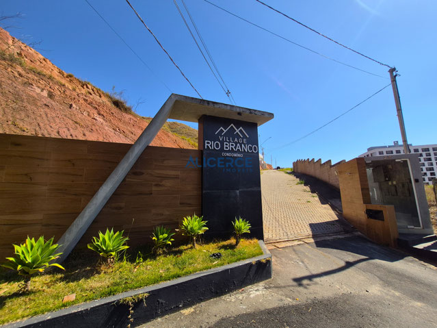 ENTRADA DO CONDOMÍNIO