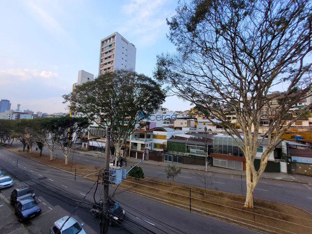 VISTA DA SALA E DOS QUARTOS 02 E 03