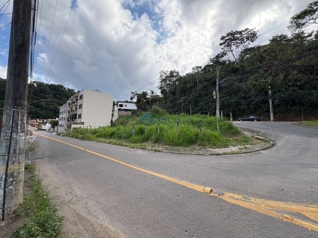 Frente Rua Jamil Altaf