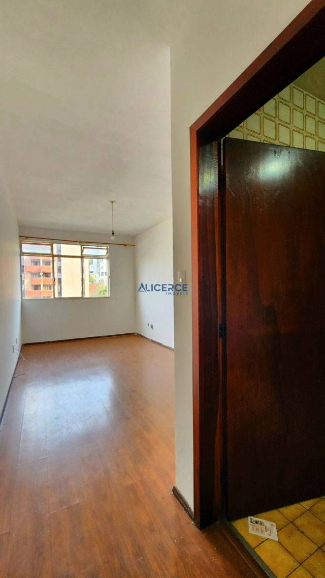 Entrando no apartamento