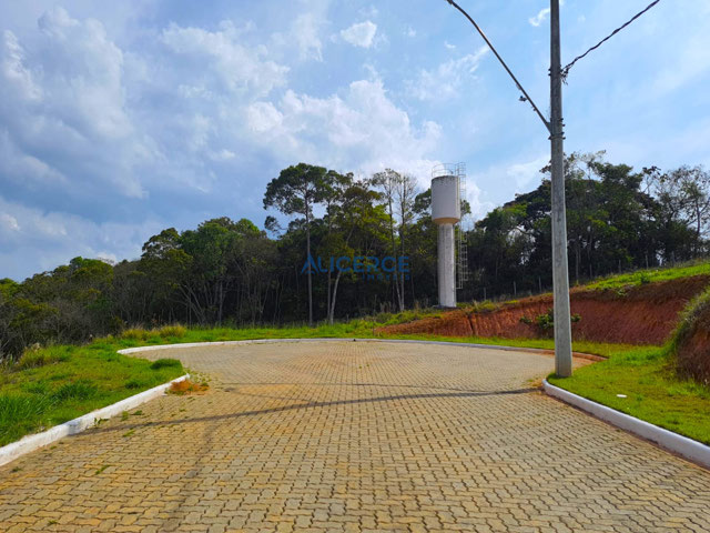 RUA DO CONDOMÍNIO