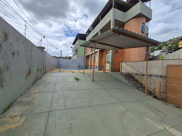 FRENTE DA CASA- PISCINA