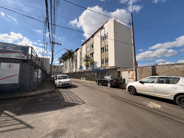 Rua do terreno