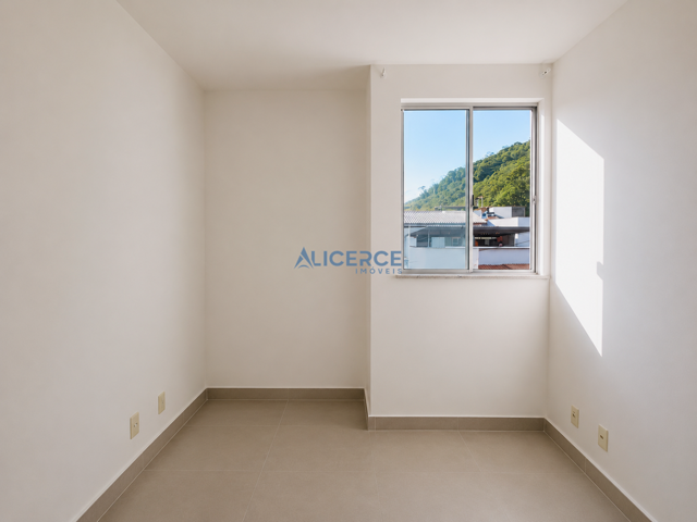 QUARTO 01