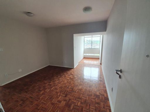 Foto cadastro cód. 807