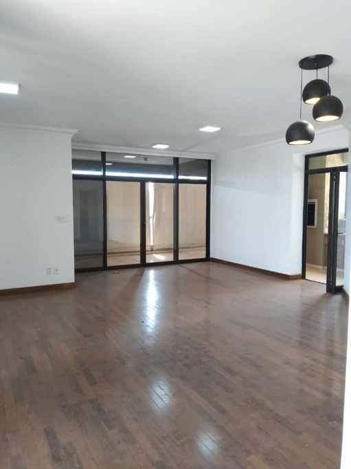 Foto cadastro cód. 305