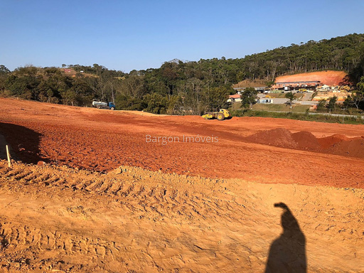 Excelente terreno de 400 metros quadrados para venda no Condomínio Reserva Salvaterra em Juiz de Fora