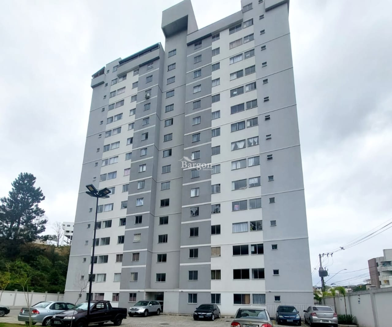 Apartamento para Alugar em Teixeiras, Juiz de Fora - MG - Foto 1
