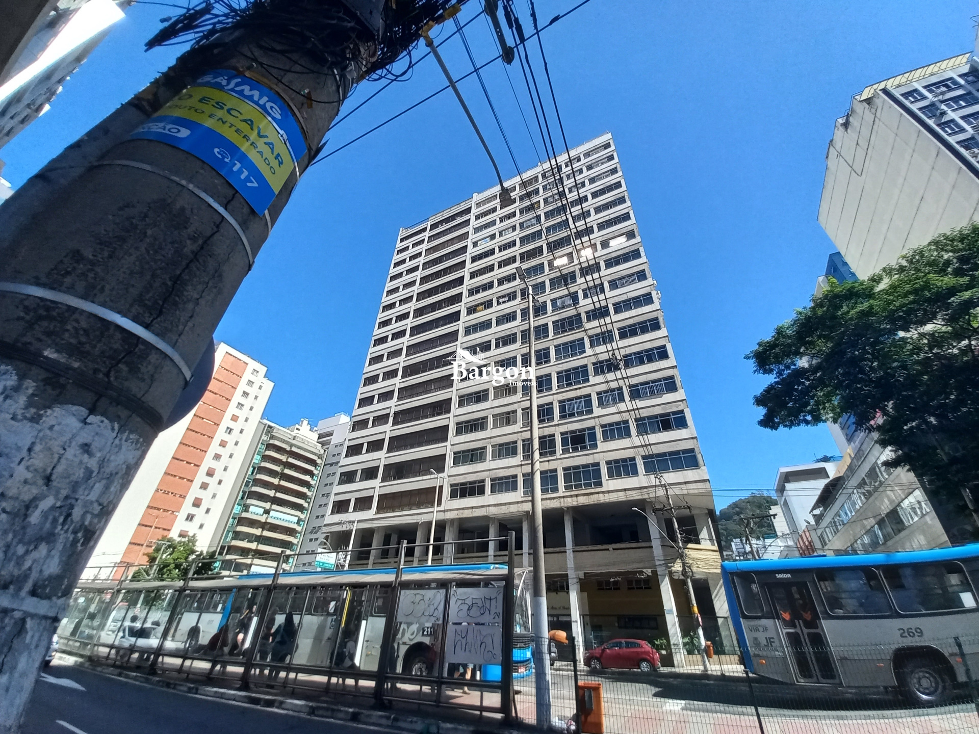 Apartamento à venda em Centro, Juiz de Fora - MG - Foto 1