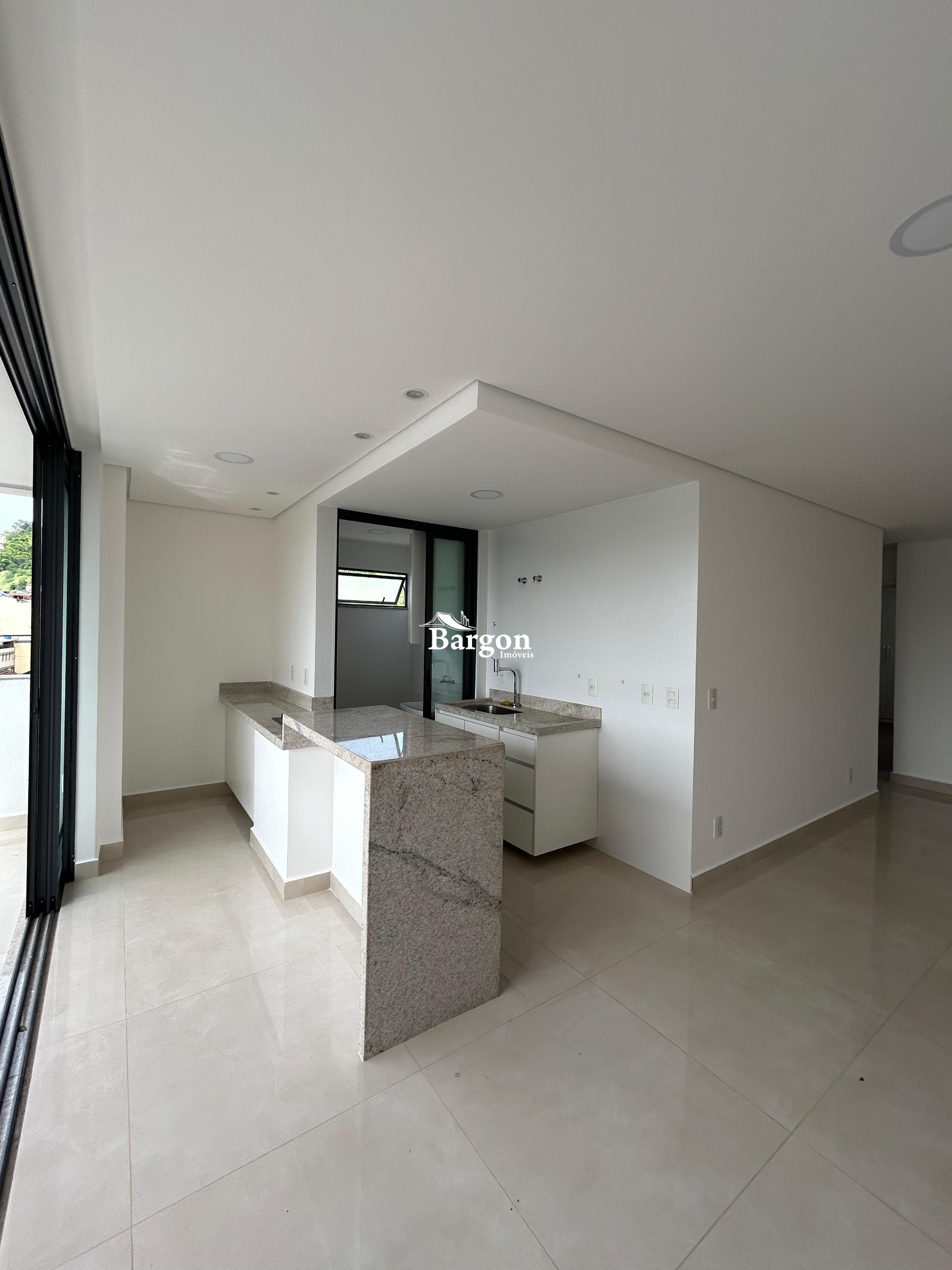 Apartamento à venda em São Mateus, Juiz de Fora - MG