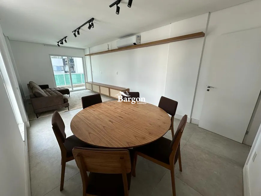 Apartamento à venda em Centro, Juiz de Fora - MG