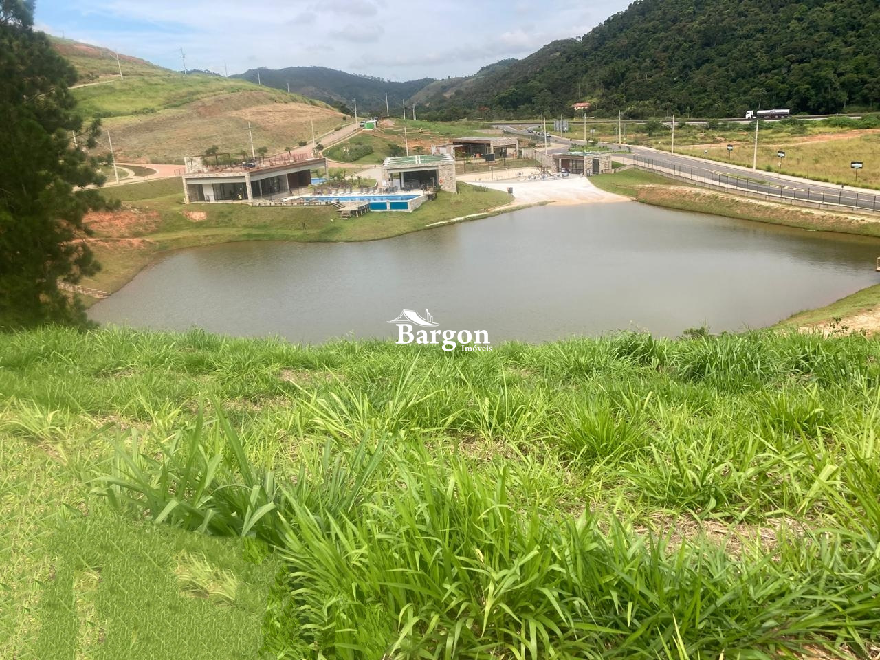 Terreno Residencial à venda em Vina Del Mar, Juiz de Fora - MG