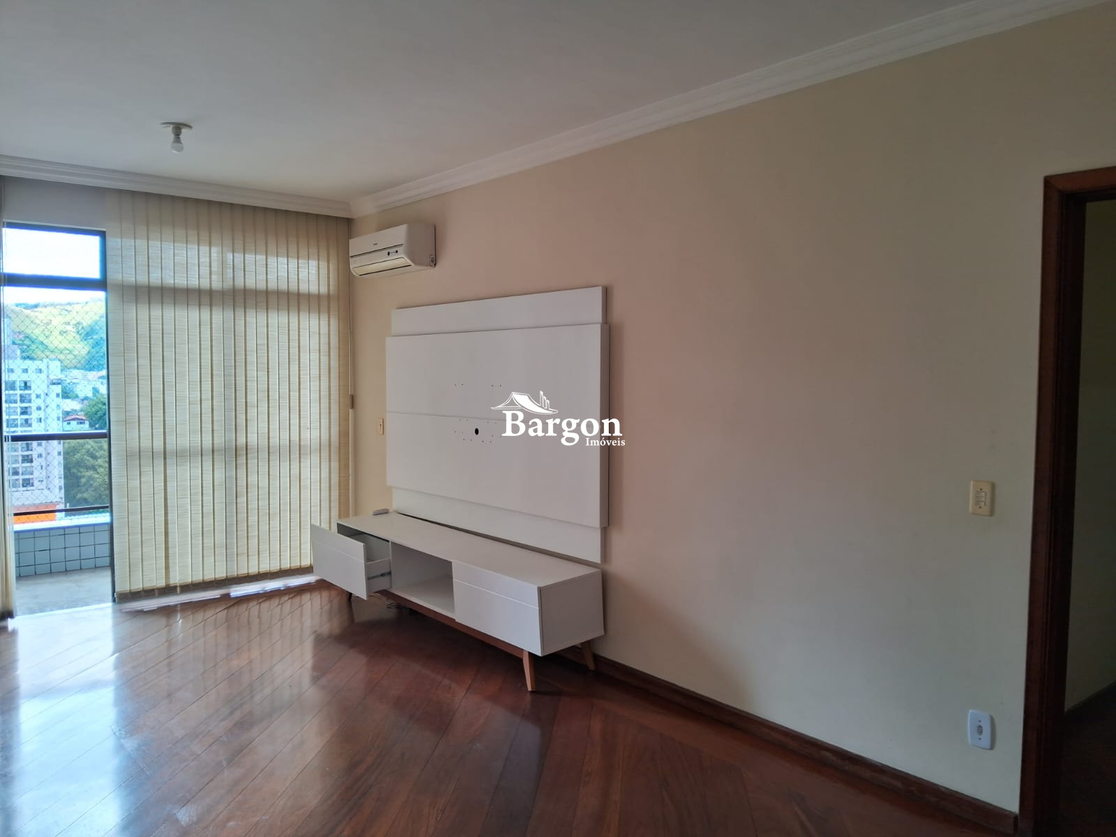 Apartamento à venda em Bom Pastor, Juiz de Fora - MG