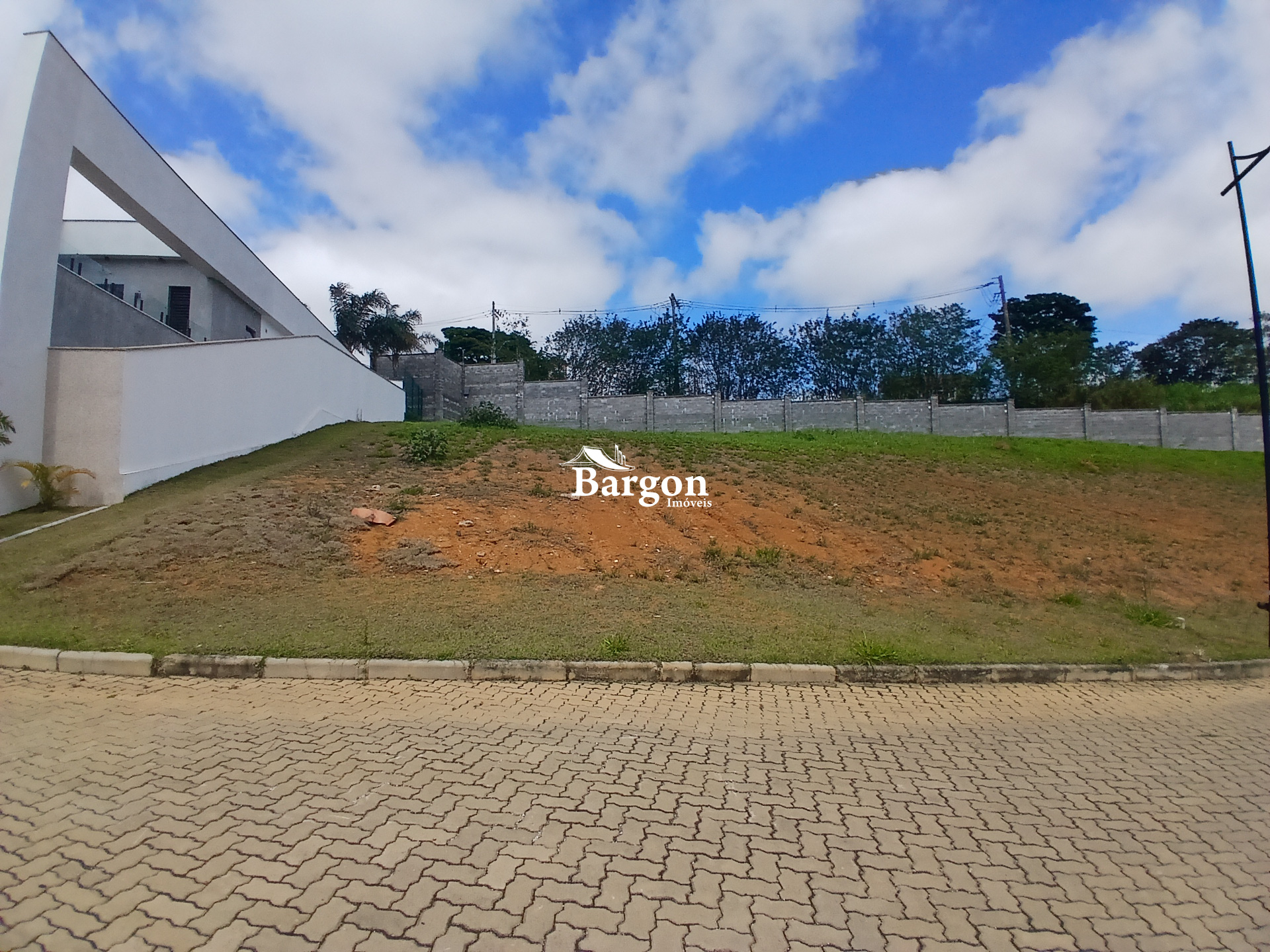 Terreno Residencial à venda em Aeroporto, Juiz de Fora - MG - Foto 1