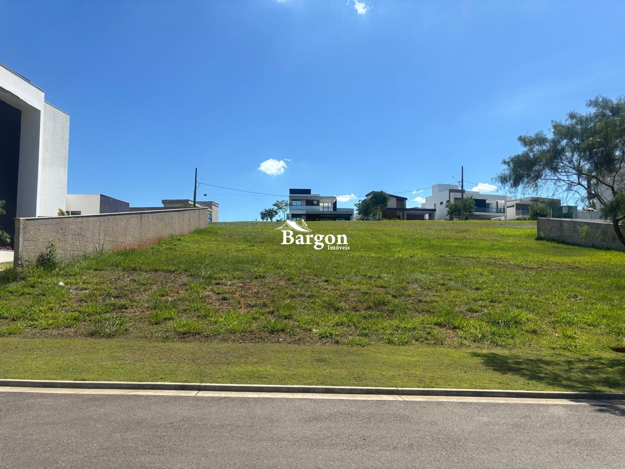 Terreno Residencial à venda em Alphaville, Juiz de Fora - MG - Foto 1