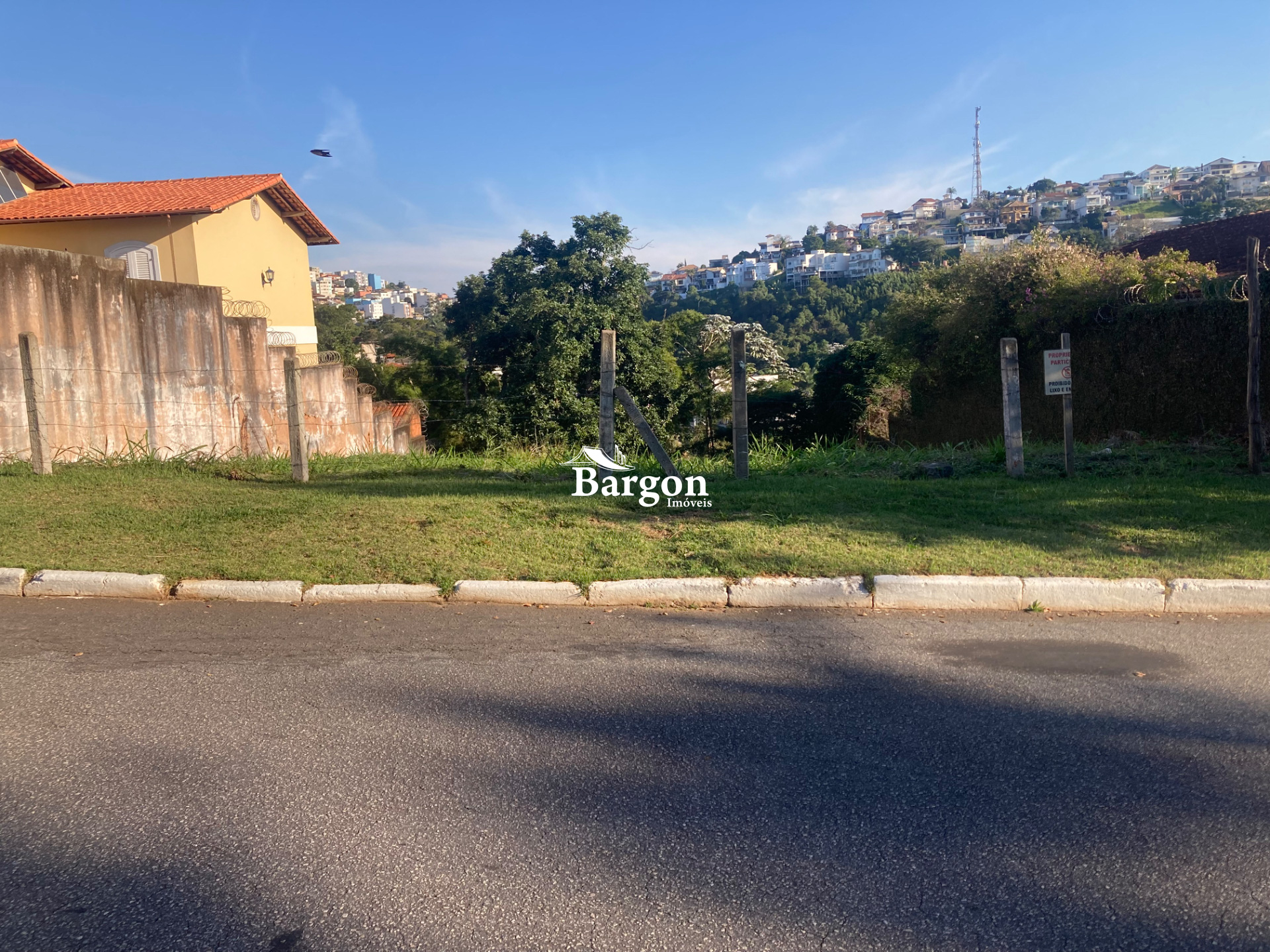 Terreno Residencial à venda em Parque Imperial, Juiz de Fora - MG