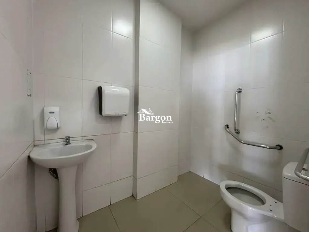 Imóvel Comercial para Alugar em Centro, Juiz de Fora - MG - Foto 12