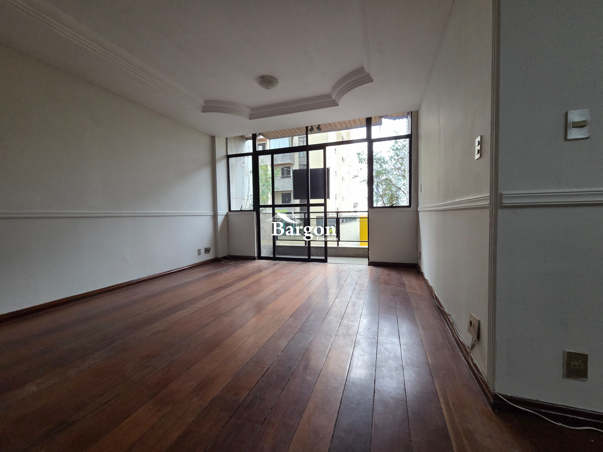 Apartamento à venda em Santa Helena, Juiz de Fora - MG - Foto 1