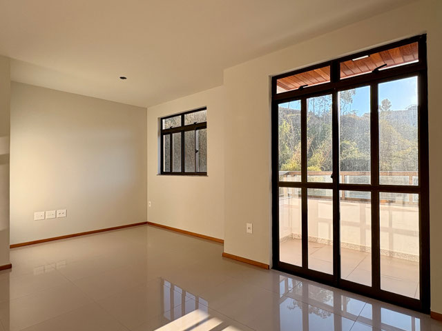 1° PAVIMENTO - SALA