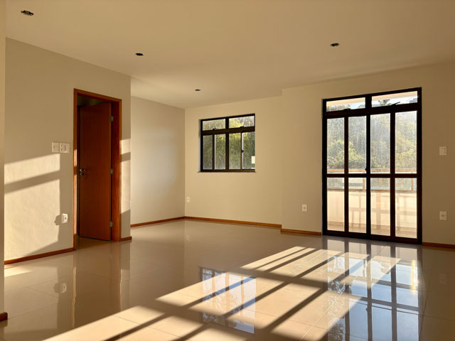 1° PAVIMENTO - SALA