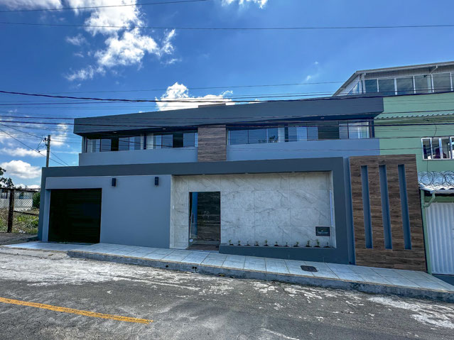 FACHADA