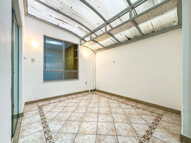 AREA EXTERNA COBERTA