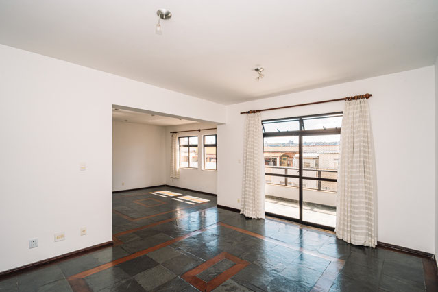 1º ANDAR - SALA DE JANTAR