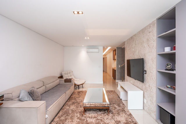 SALA ÍNTIMA - PRIMEIRO PAVIMENTO