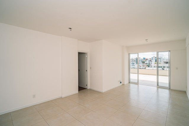 Foto cadastro cód. 8906