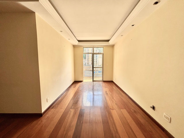 Sala 02 ambientes/ TV