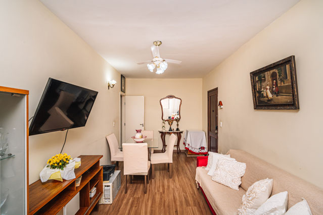 Sala por outro ângulo