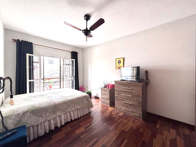 1⁰ quarto/suíte