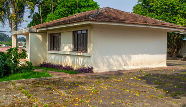 Casa no terreno