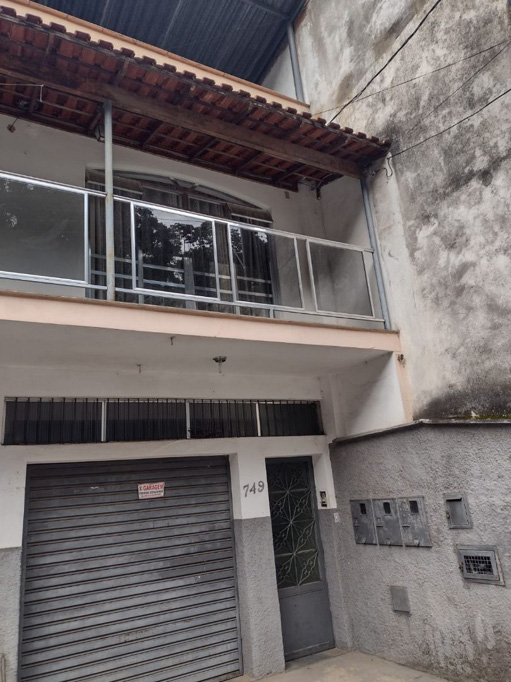 Casa com 3 dormitórios à venda, 806,00m² (Terreno) por R$ 750.000,00 - São Pedro - Juiz de Fora/MG