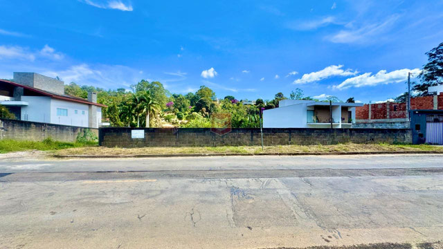 Lote / Terreno para venda no bairro Novo Horizonte em Juiz de Fora, MG