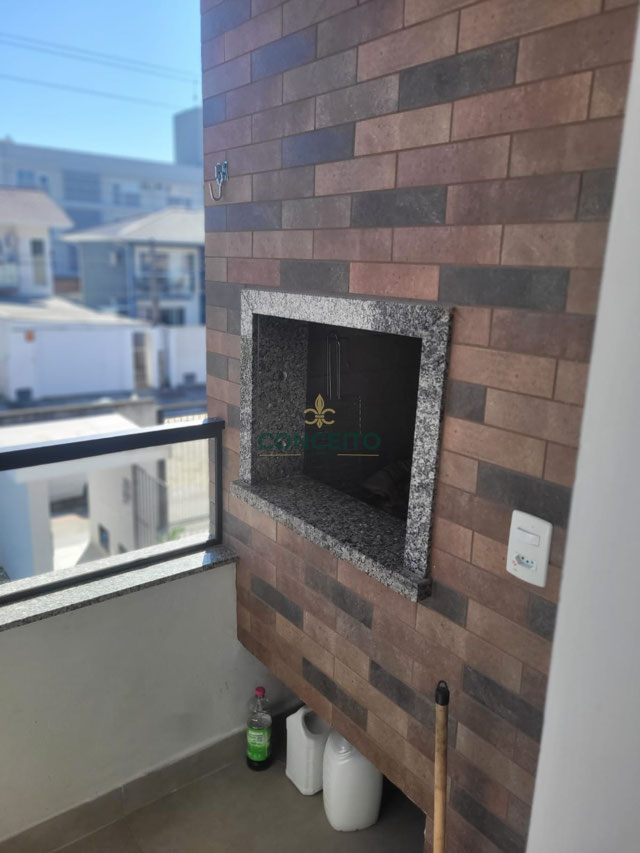 Sacada com Churrasqueira